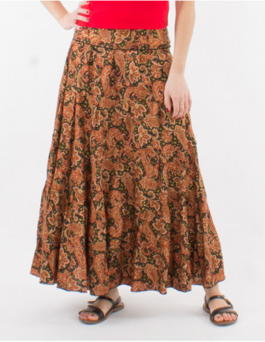 Long skirt with golden floral paisley