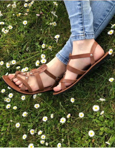 Leather sandals for women