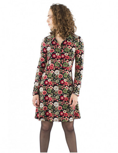 Short dress with vintage floral patterns