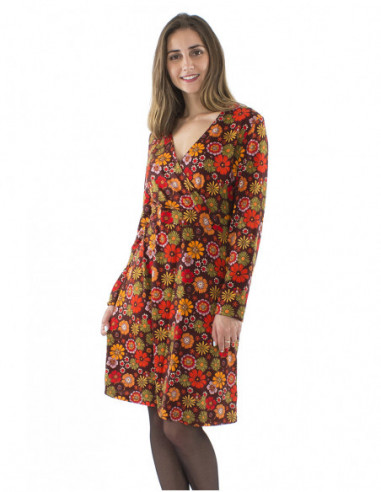 Mid-lenght dress, retro floral patterns